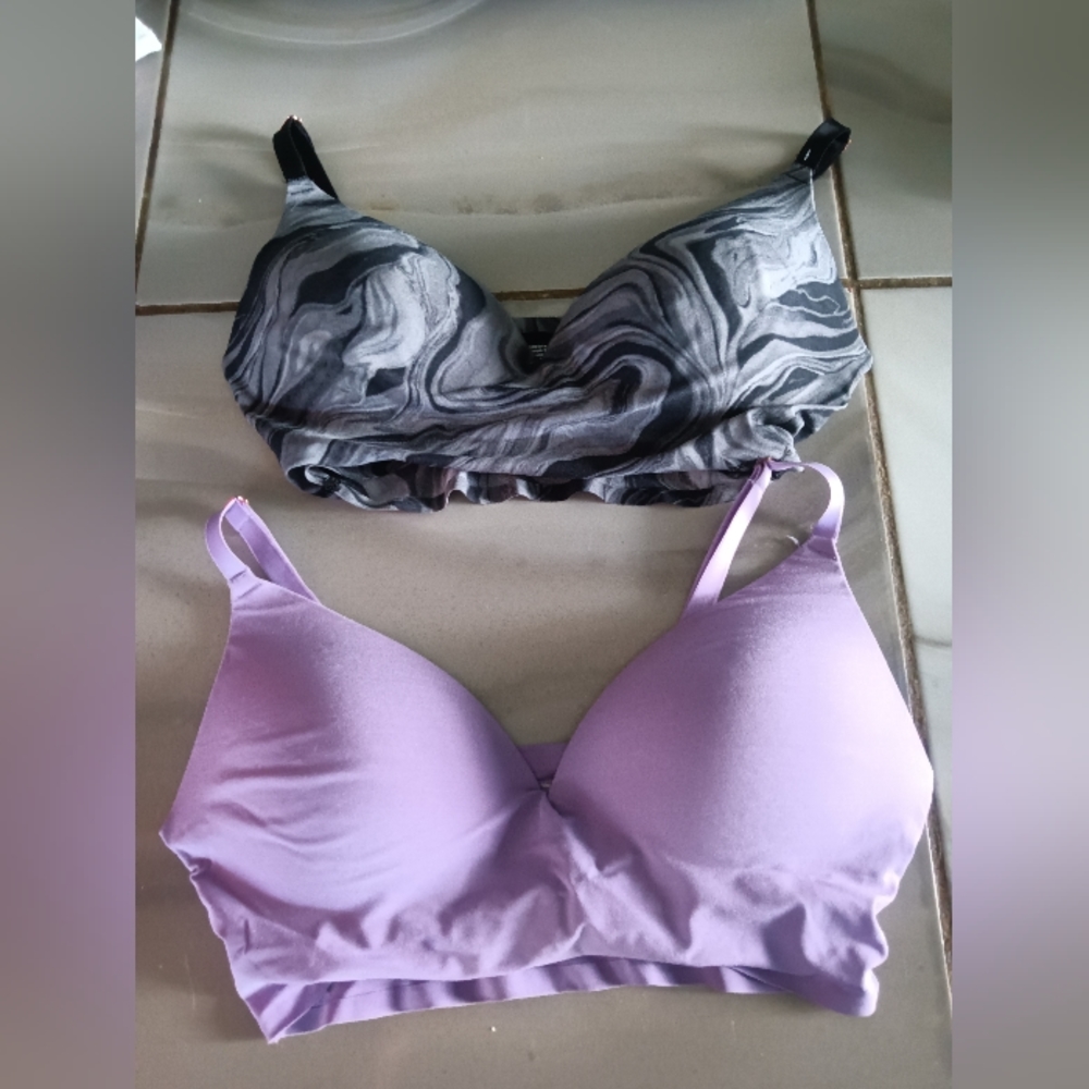 2 PINK bras size Small DD Never Worn